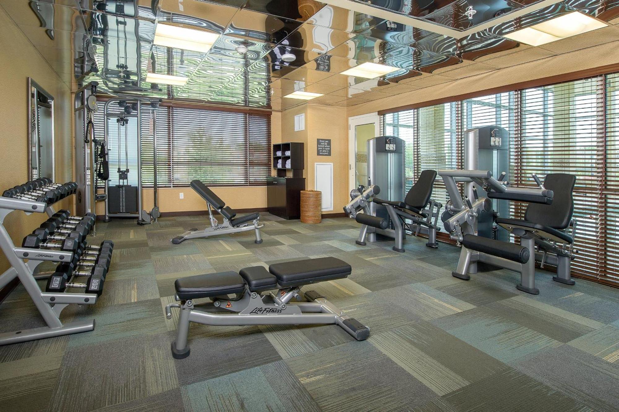 By Marriott Ballston Hotel 3*