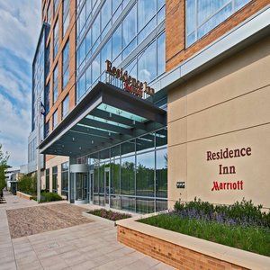 By Marriott Ballston Hotel Arlington